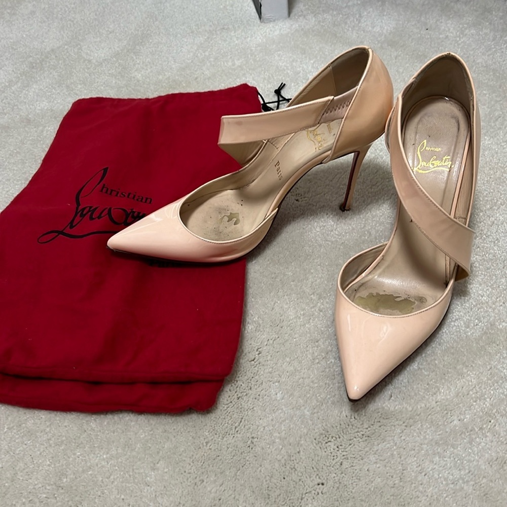 Used Christian Louboutin Pumps Size 39.5